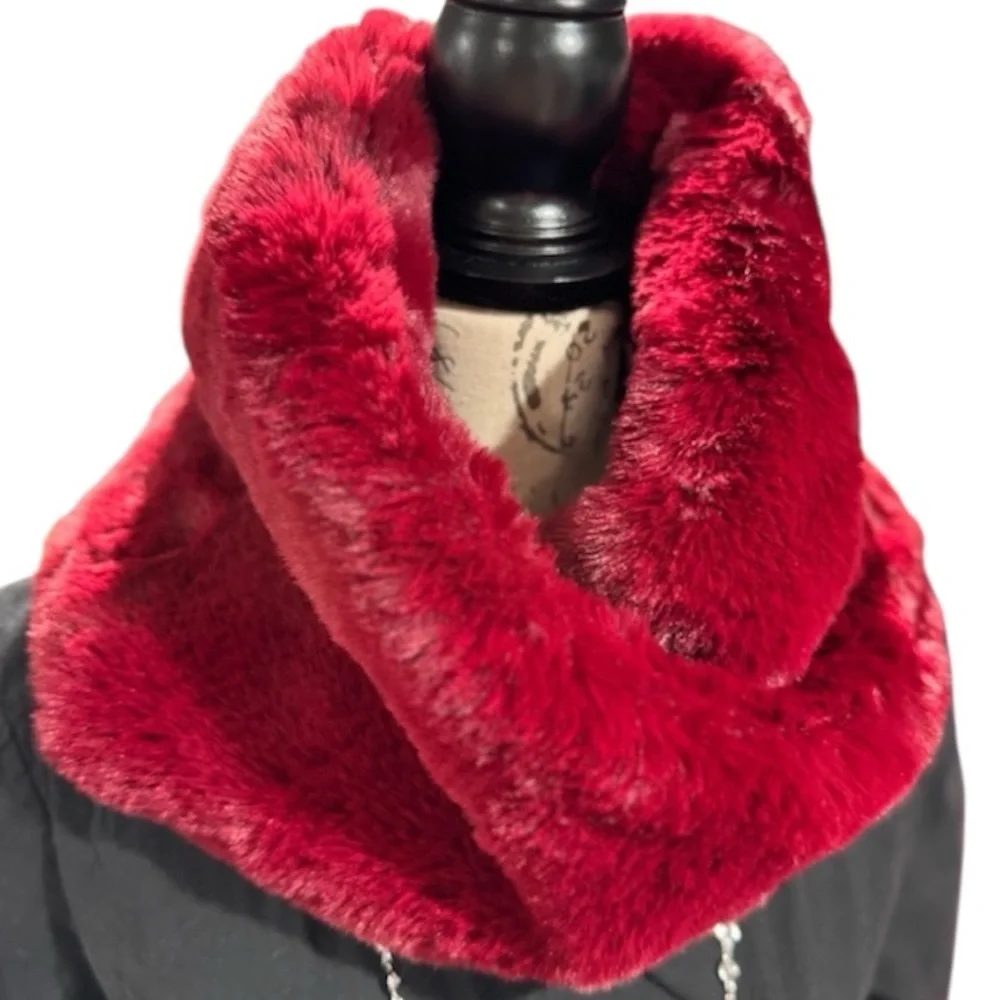 346. Burgundy Super Soft faux fur neck wrap